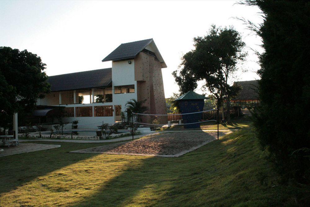 Maekok River Village Resort Mae Ai Exterior photo