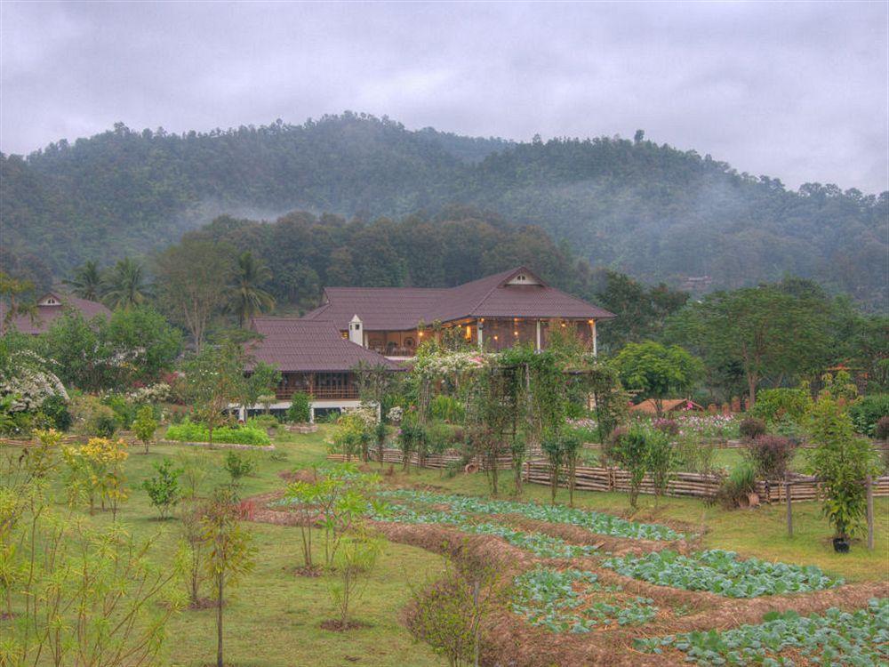 Maekok River Village Resort Mae Ai Exterior photo