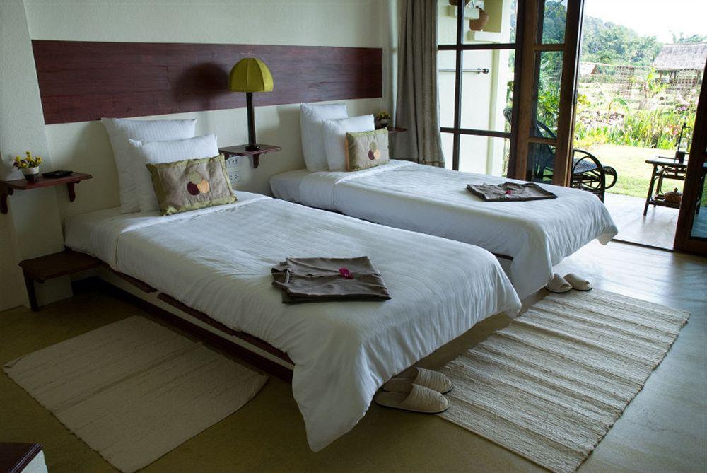 Maekok River Village Resort Mae Ai Exterior photo